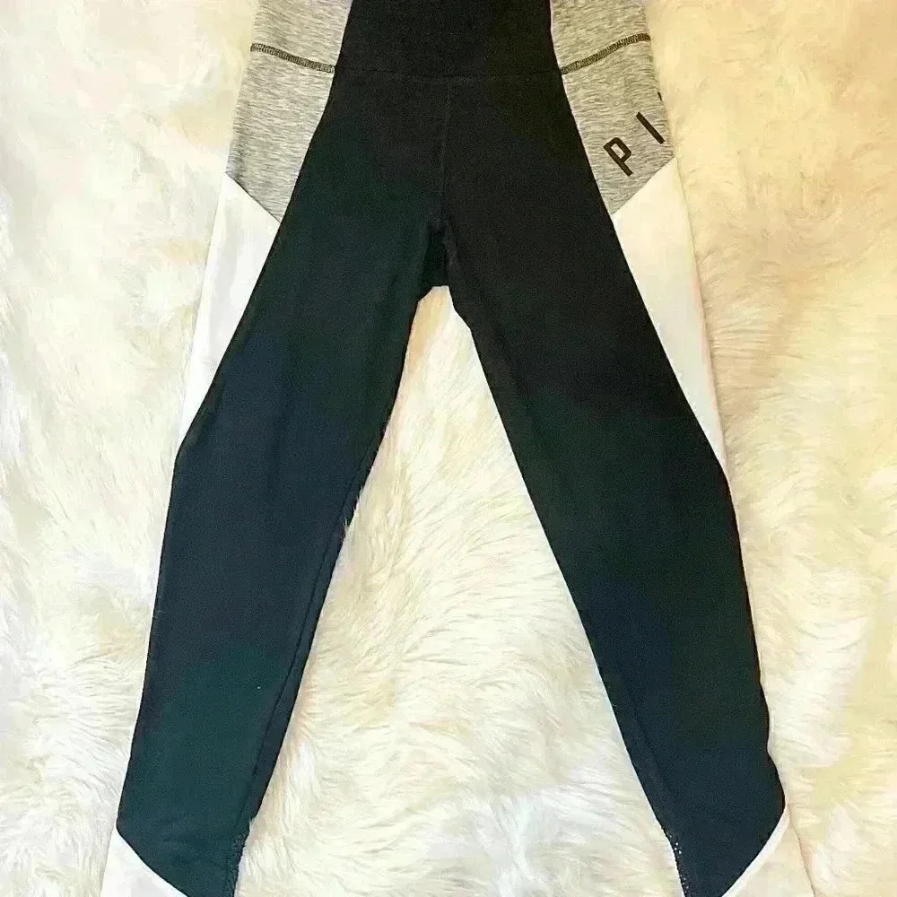 Victoria Secret Pink Ultimate Collection Active Wear Yoga Pants Size Small